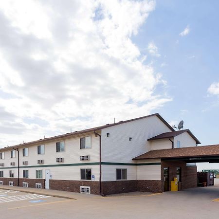 Super 8 By Wyndham Mendota I-39 Hotell Eksteriør bilde
