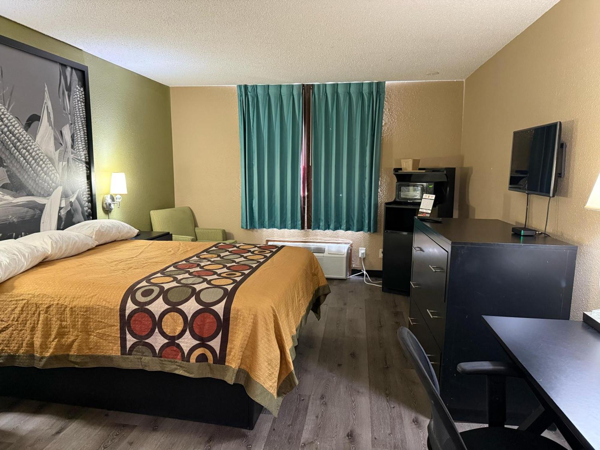Super 8 By Wyndham Mendota I-39 Hotell Eksteriør bilde
